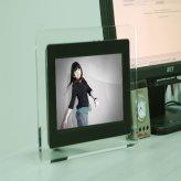 7 Inch Digital Photo Frame with Smooth Slideshow